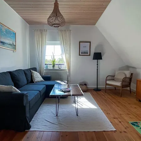 Peters Apartment *